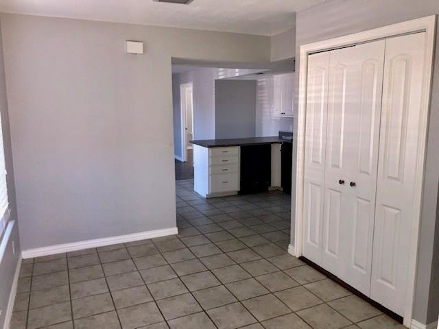 Building Photo - 4211 Fairway Dr