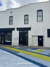 Building Photo - 409 6th St