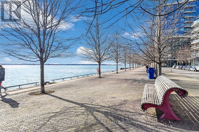 Building Photo - 118 Merchants' Wharf