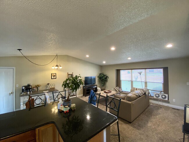 Photo - 6526 Charter Dr House