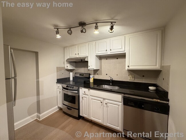 Photo - 192 Central St Unit #B Apartment