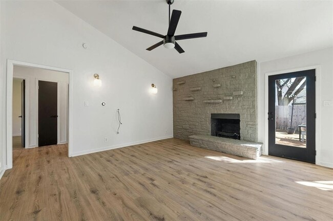Building Photo - 7009 Windrift Way