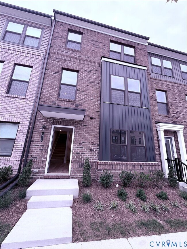 Foto del edificio - 9453 Alquist St