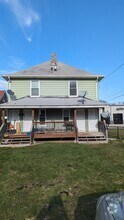 Building Photo - 224-226 1st Ave