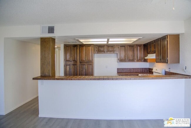 Building Photo - 66565 12th St