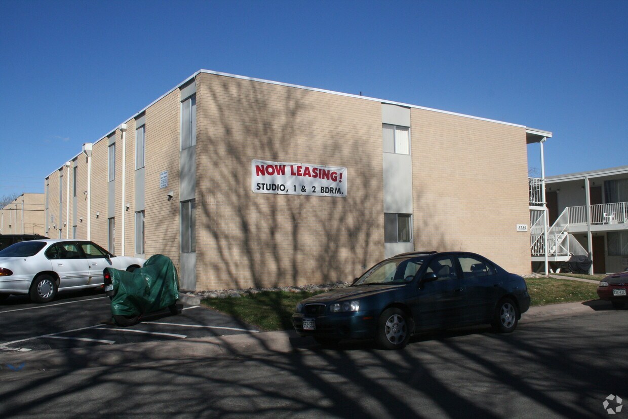 Building Photo - 5389