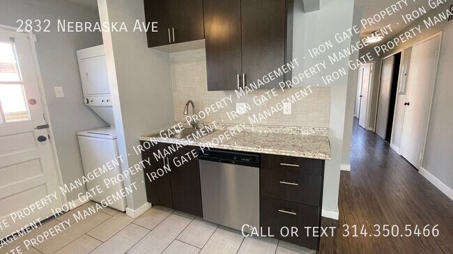 Foto del edificio - 2 bedroom Newly Renovated Check it out!!