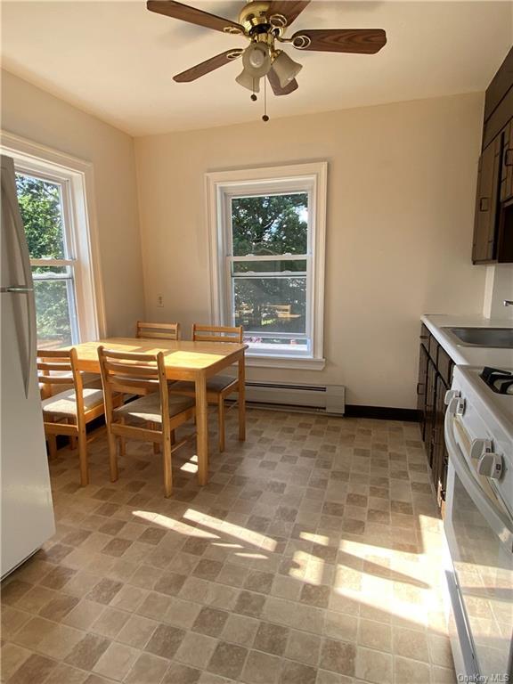 Foto del edificio - 145 E Central Ave