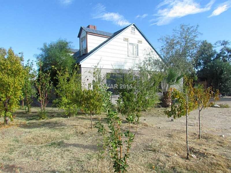 Foto del edificio - 2525 E Twain Ave