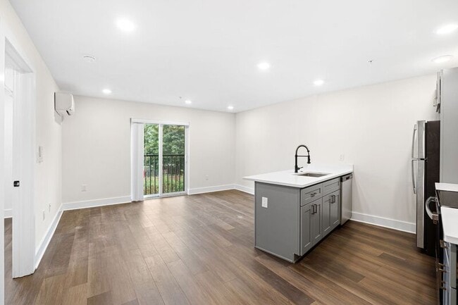 Photo - 7620 Ridge Ave Apartment