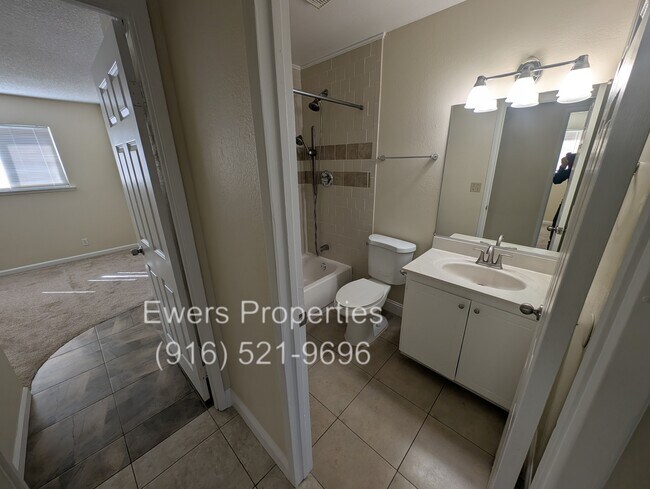 Foto del edificio - 4140 Stonecutter Way