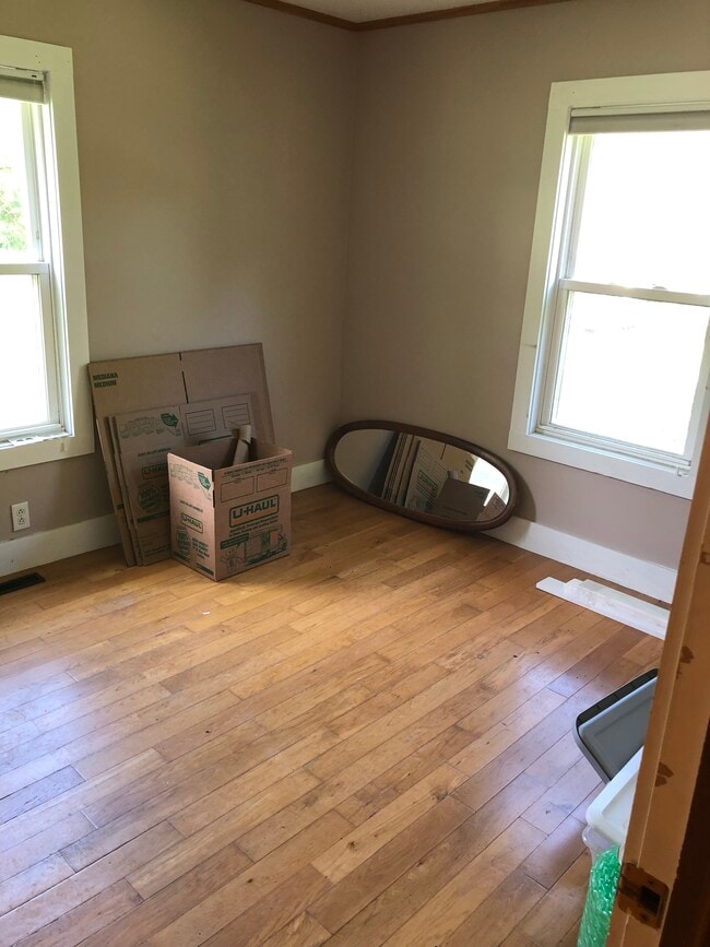 downstairs bedroom - 100 Atwood Ave