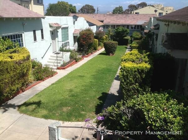 Primary Photo - 359 Larkin St