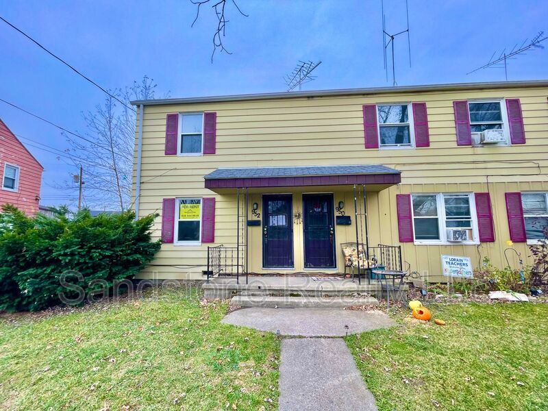 Primary Photo - 952-952 N Central Dr