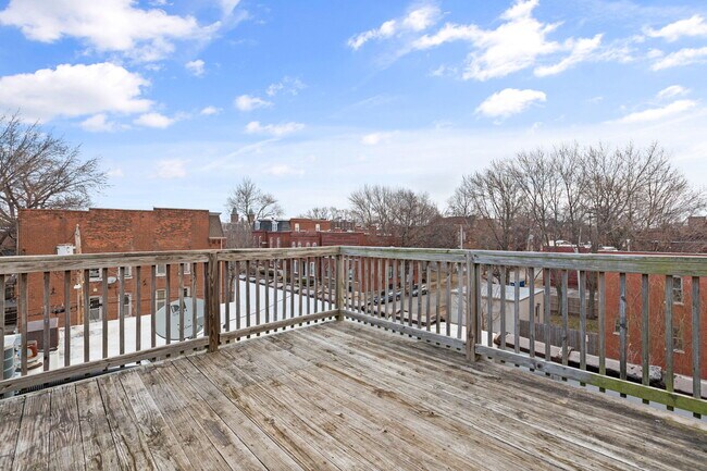 Foto del edificio - 2005 Lynch St