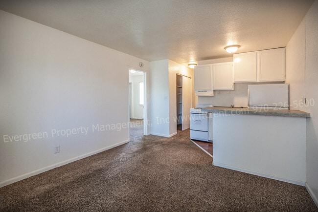 Foto del edificio - 500 Laporte Ave