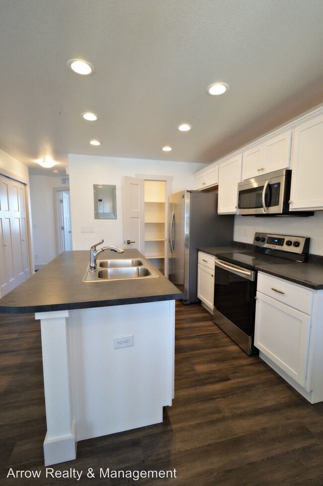 Foto del edificio - 104 Parkview Ct