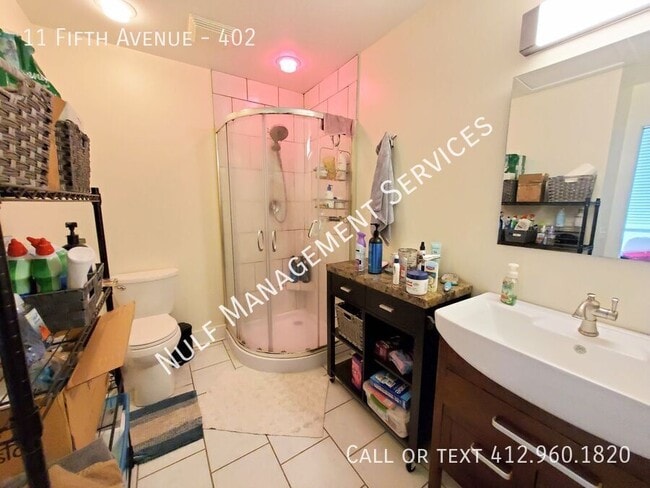 Foto del edificio - 11 Fifth Ave