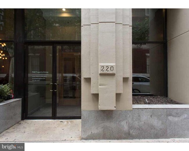 Foto del edificio - 220 S 16th St