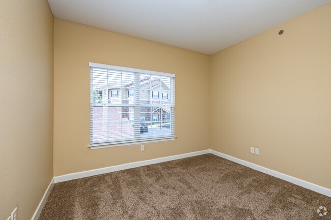 2BR, 1BA - 1171 SF - Heights at Delaware Ridge