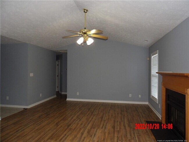 Building Photo - 3825 Wildflower Rd