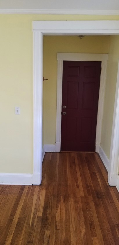Primary Photo - 55 Brownell Ave