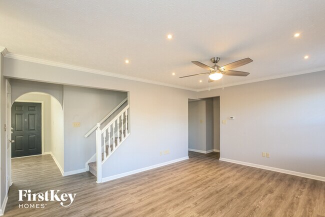 Foto del edificio - 6747 Wimbledon Dr