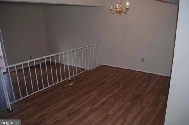 Foto del edificio - 22 Samantha Ct