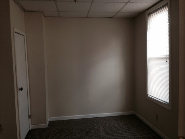 Building Photo - 46 Morgantown St