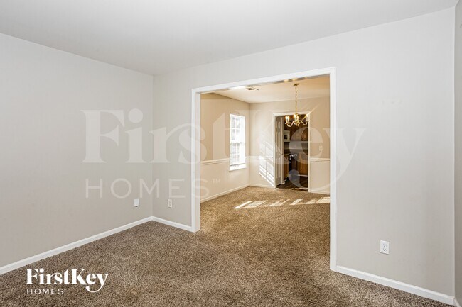 Foto del edificio - 8605 Royal Bluff Dr