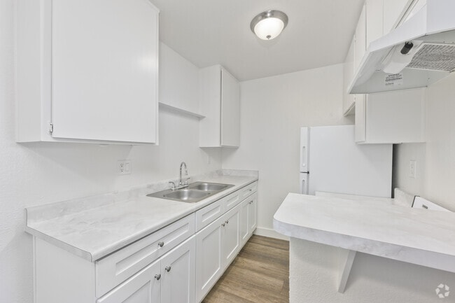 1 dormitorio, 1 baño - 558 pies cuadrados - Cocina - Kendall Brook Apartments