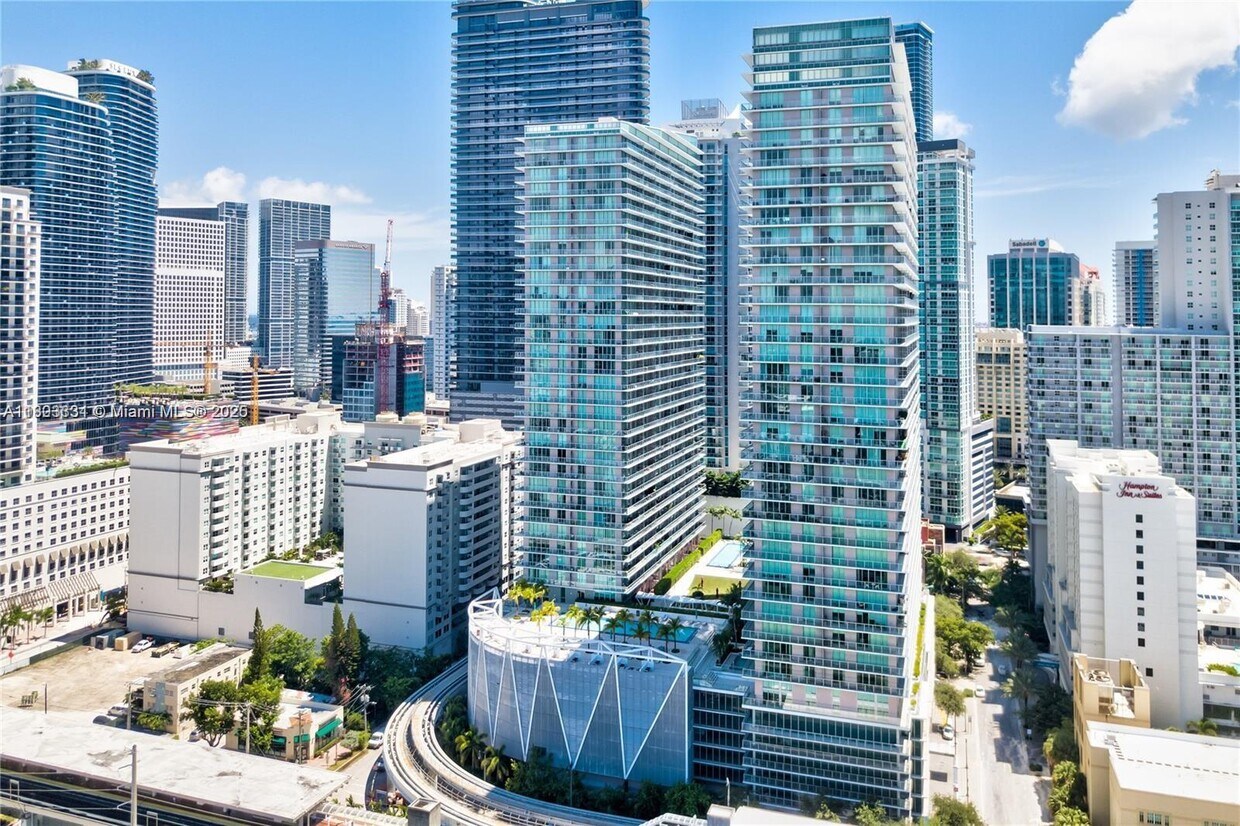 Foto principal - 1111 SW 1st Ave