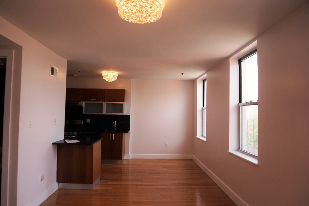 Foto principal - 286 Union Ave
