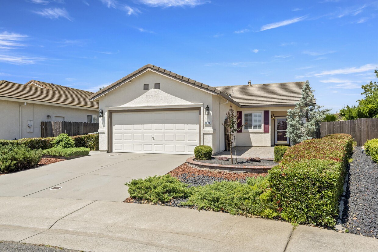 Foto principal - 8270 Rendham Way
