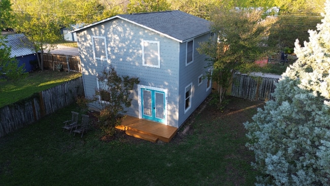 Foto del edificio - 1410 Ashwood Rd