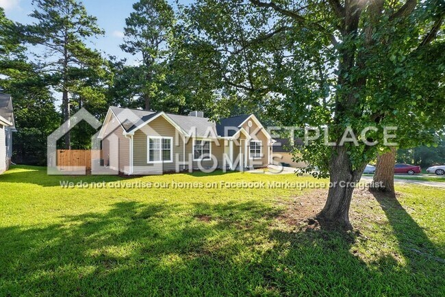 Building Photo - 1104 Bonita Cir