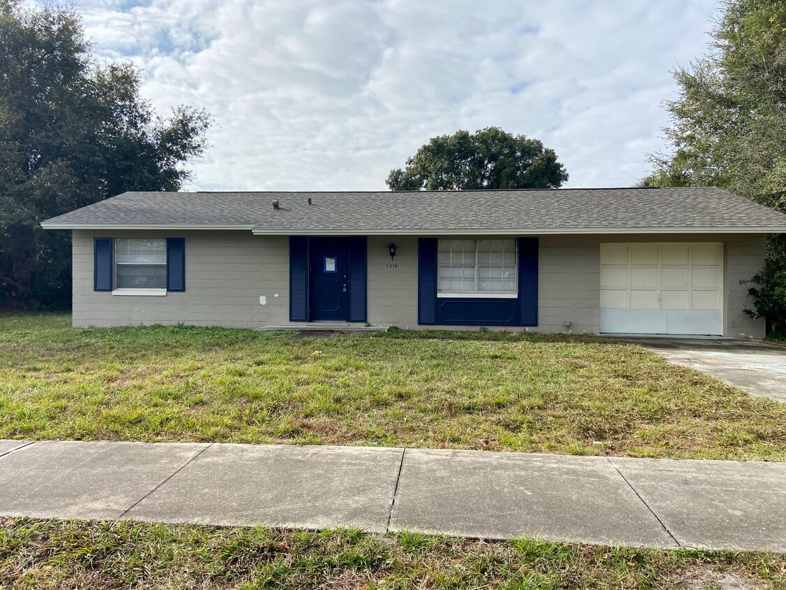 Primary Photo - 3/1.5 Home Now Available In Deltona