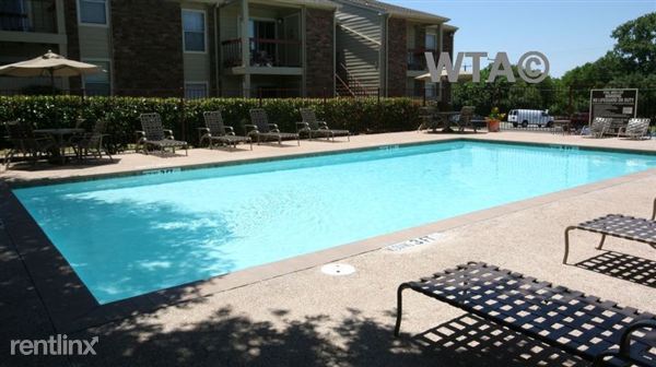 Foto del edificio - 8711 Cinnamon Creek Dr