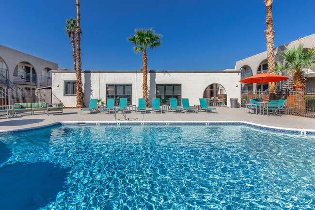 Building Photo - The Tallows at Peoria