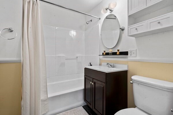 Foto del edificio - 11 Bell Ct