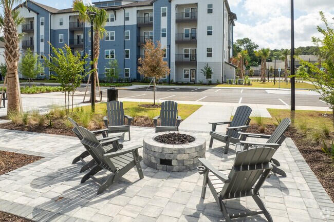 Brasero - Preserve at Hanover Park Apartments