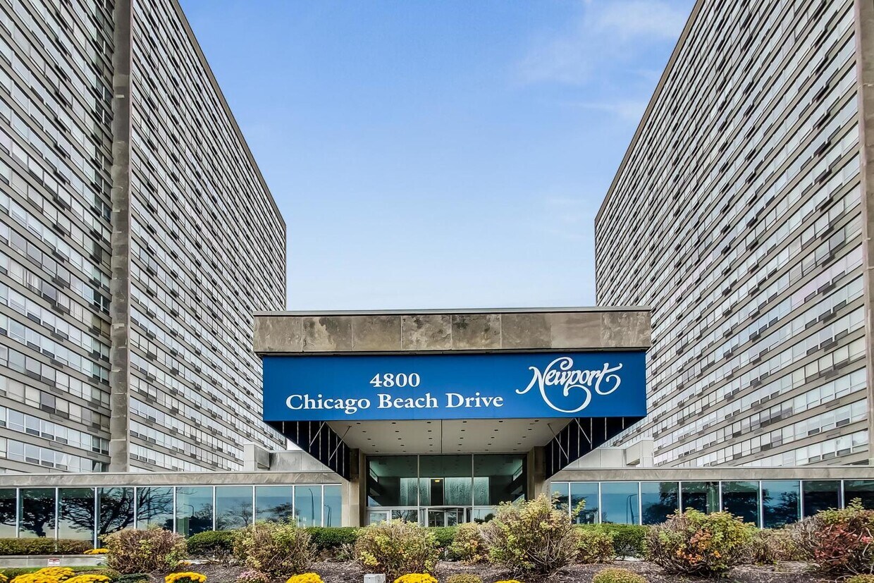 Foto principal - 4800 S Chicago Beach Dr