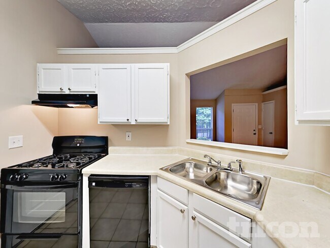 Foto del edificio - 2033 Pine Cone Dr SW