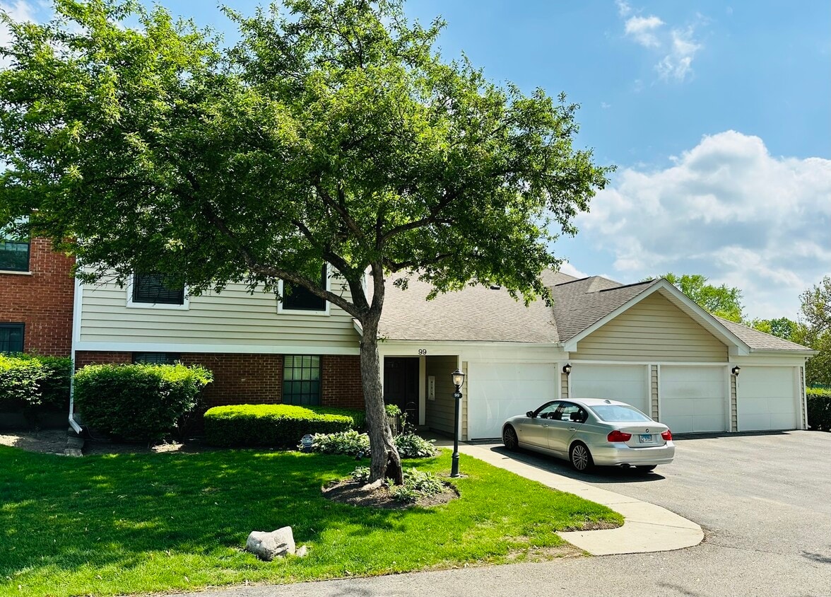 Primary Photo - 99 Marble Hill Ct