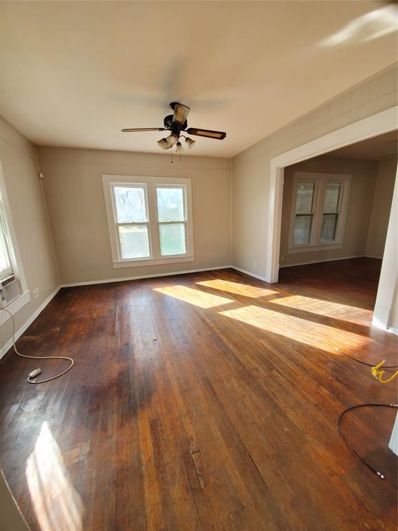 1812 Oneal St, Greenville, TX 75401