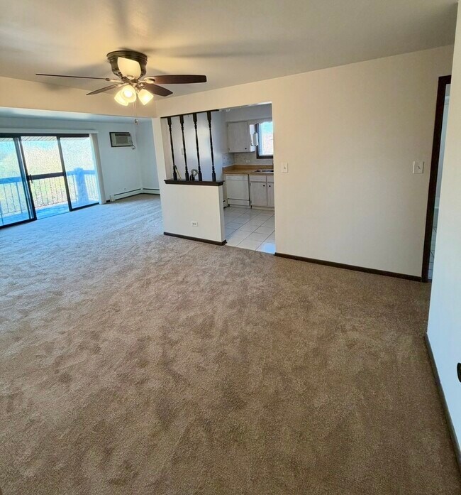 Foto del edificio - 8549 W 151st St