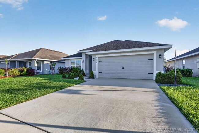Building Photo - 8118 Merano Ave