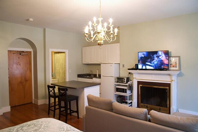 Foto del edificio - 460 Beacon St