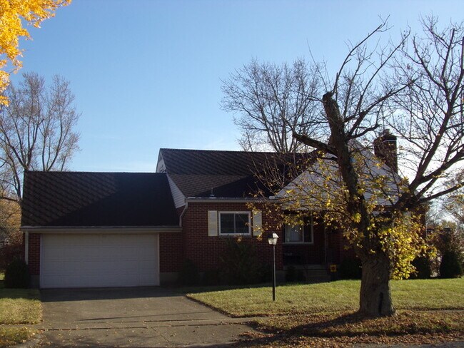 Foto del edificio - COMING SOON! 3 Bed Cape Cod Home!