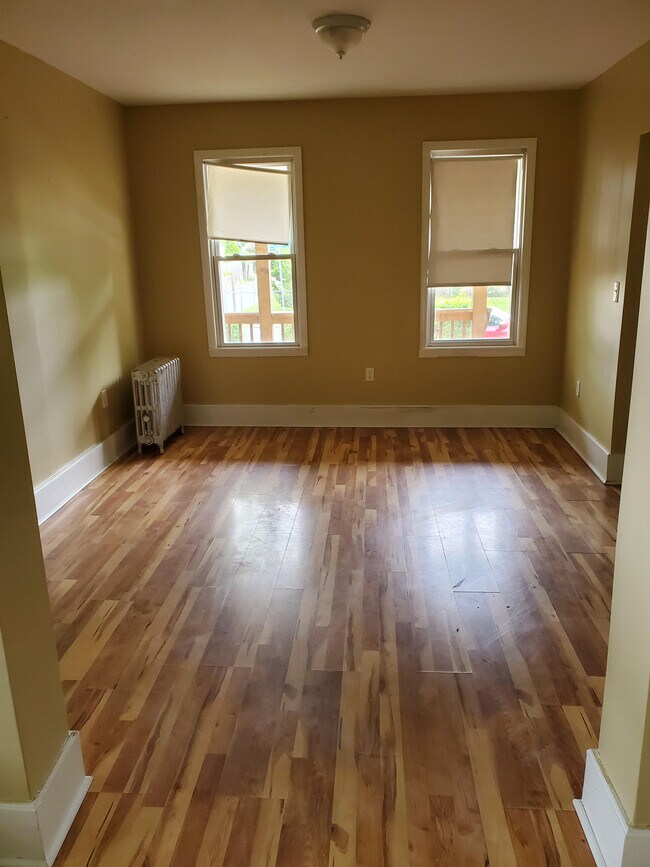 Living Room - 20 Englewood Ave